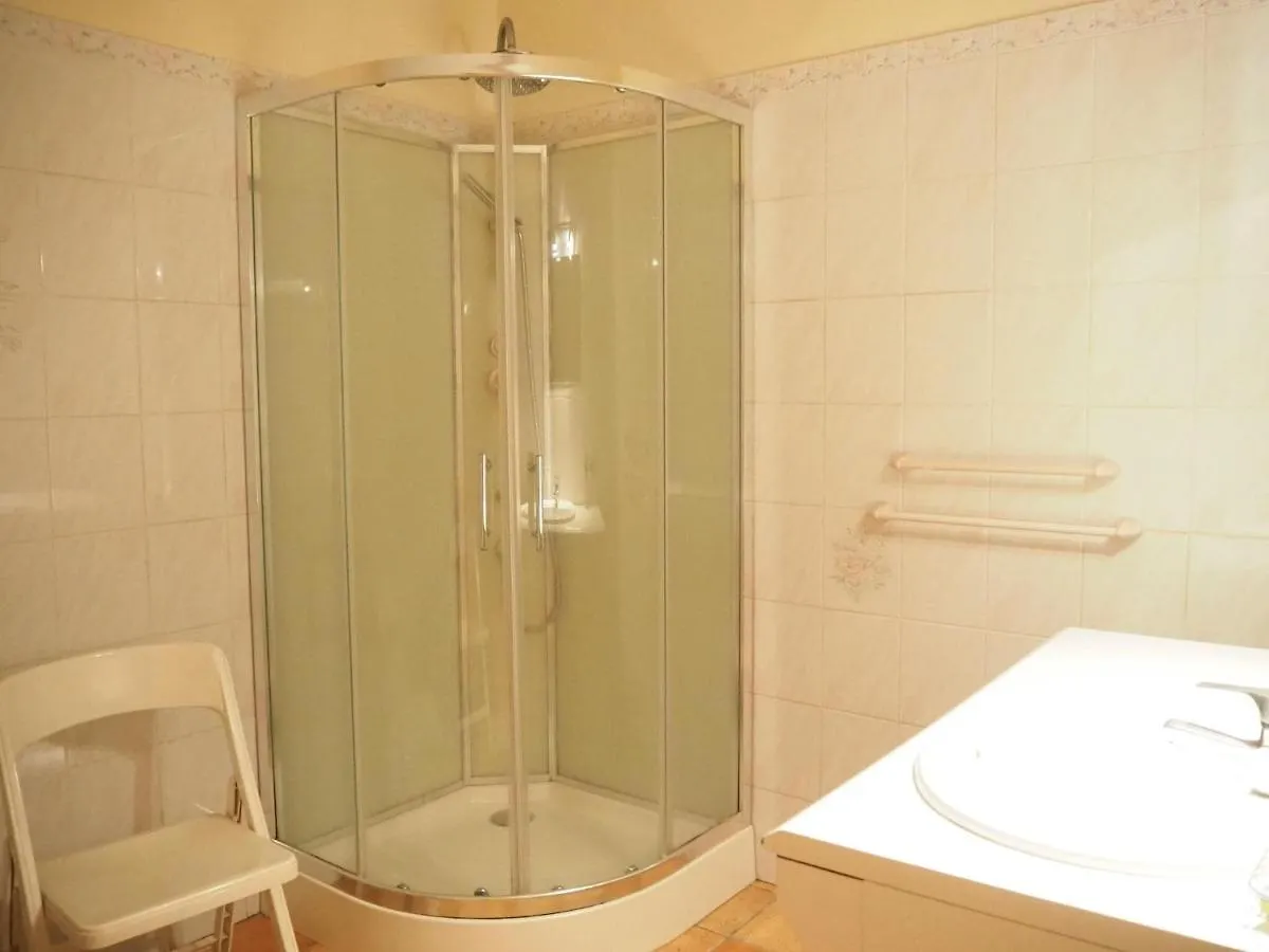 Apartment Holiday Home With Private Terrace In Provence Monteux Frankreich
